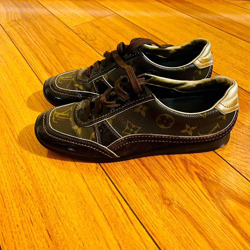LV Monogram Patent Globe Trotter Sneakers. Euro Size 36 US 6